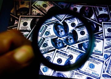 بلومبرغ: المستثمرون السعوديون يزيدون استثماراتهم في الأسهم الأمريكية بلومبرغ: المستثمرون السعوديون يزيدون استثماراتهم في الأسهم الأمريكية