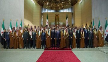 السعودية وسوريا توقعان أوسع حزمة عقود استراتيجية منذ استئناف العلاقات