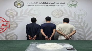 القبض على 4 أشخاص لترويجهم مواد مخدرة