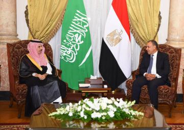 اتصال مصري سعودي لبحث العلاقات الثنائية وتطورات الأوضاع الإقليمية