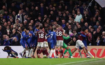 الاتحاد الإنجليزي يغرم تشيلسي وويستهام بسبب مشاجرة جماعية