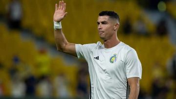 بعد أن أصبح مالكا له.. هل يستطيع كريستيانو رونالدو اللعب لألميريا؟