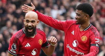 في الجولة الـ 26 من الدوري الإنجليزي.. مانشستر يونايتد لاستمرار انتفاضته.. وتشيلسي يواجه ليدز في الجولة الـ 26 من الدوري الإنجليزي.. مانشستر يونايتد لاستمرار انتفاضته.. وتشيلسي يواجه ليدز