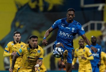 شاهد.. الهلال يواصل مسلسل نزيف النقاط لصالح النصر والأهلي