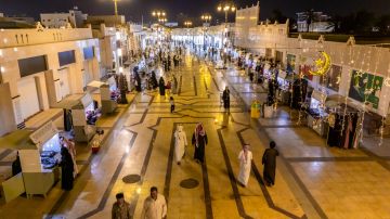 أمانة تبوك تخصص 13 موقعا تضم 330 بسطة للباعة الجائلين في شهر رمضان