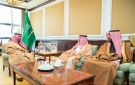 نائب أمير تبوك يستقبل العضو المنتدب لشركة تبوك للتنمية الزراعية - sa