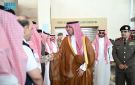 محافظ جدة يتابع سير العمل بمطار الملك عبدالعزيز الدولي والخدمات المقدمة للمعتمرين والمسافرين - sa