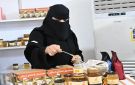 إقبال لافت يدفع مبيعات معرض عسل جازان لتخطي المليون ريال - sa