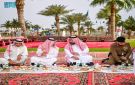 أمير جازان ونائبه يشاركان قادة ومنسوبي القطاعات الأمنية إفطارهم الرمضاني في الميدان - sa