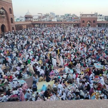 تنفيذ برنامج خادم الحرمين لتفطير الصائمين بنيودلهي