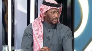 الجمعان: العويس فنيا أفضل من الحراس الاحتياط المتواجدين بالأخضر.. فيديو الجمعان: العويس فنيا أفضل من الحراس الاحتياط المتواجدين بالأخضر.. فيديو