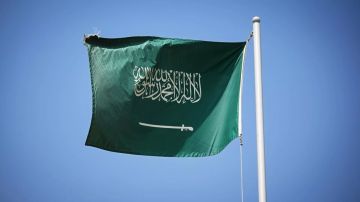 السعودية.. اعتراض 7 مسيرات في الربع الخالي وصاروخين باليستيين استهدفا قاعدة الأمير سلطان