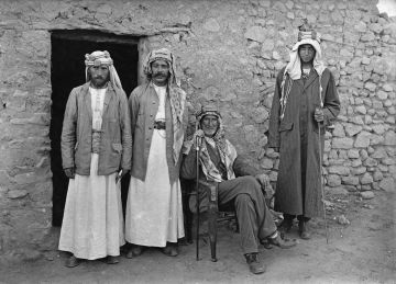 صور عمرها حوالي 100 عام.. باحثة سعودية توثق أرشيف شبه الجزيرة العربية