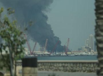 البحرين: السيطرة على حريق اندلع في منشأة بعد هجوم إيراني