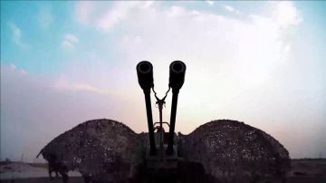 الدفاع السعودية تعلن اعتراض وتدمير 3 مسيرات كانت متجهة إلى حقل شيبة الدفاع السعودية تعلن اعتراض وتدمير 3 مسيرات كانت متجهة إلى حقل شيبة