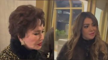 لبلبة تعتذر لـ لقاء سويدان لعدم تعرفها عليها بسبب المرض.. فيديو لبلبة تعتذر لـ لقاء سويدان لعدم تعرفها عليها بسبب المرض.. فيديو