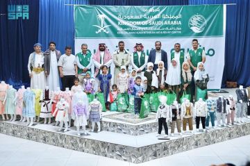 مركز الملك سلمان للإغاثة يدشن مشروع كسوة فرح بمحافظة مأرب