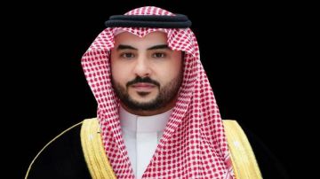 وزير الدفاع يبحث مع نظيره الأسترالي تطورات الاوضاع في المنطقة