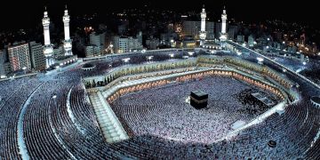 وزير الحج: 18 مليون معتمر في 3 أعوام ونسبة الرضا 94 وزير الحج: 18 مليون معتمر في 3 أعوام ونسبة الرضا 94