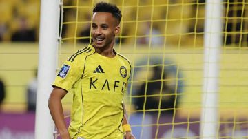 النصر يترقب قرار عبدالرحمن غريب بشأن مستقبله مع الفريق النصر يترقب قرار عبدالرحمن غريب بشأن مستقبله مع الفريق