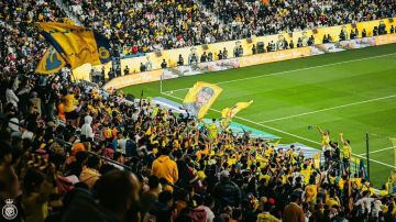 رئيس النصر يتحمل تكلفة حضور الجماهير ويخفض التذاكر إلى 10 ريالات رئيس النصر يتحمل تكلفة حضور الجماهير ويخفض التذاكر إلى 10 ريالات