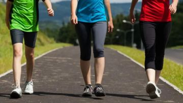 النمر: المشي نصف ساعة يوميا يخفض خطر جلطة القلب لـ 30 النمر: المشي نصف ساعة يوميا يخفض خطر جلطة القلب لـ 30