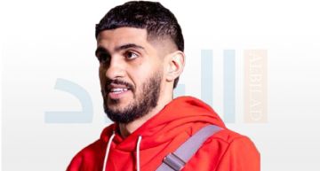 الصليبي يبعد الأحمد عن المونديال الصليبي يبعد الأحمد عن المونديال