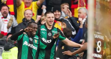 سعود عبدالحميد أول سعودي يسجل في الدوري الفرنسي