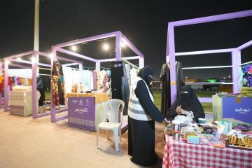 أمانة الشرقية تطلق مبادرة رفقاء الخير لتمكين الباعة الجائلين تقنيا أمانة الشرقية تطلق مبادرة رفقاء الخير لتمكين الباعة الجائلين تقنيا