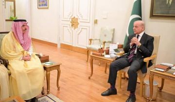 مباحثات سعودية- باكستانية بشأن تطورات الأوضاع الإقليمية مباحثات سعودية- باكستانية بشأن تطورات الأوضاع الإقليمية