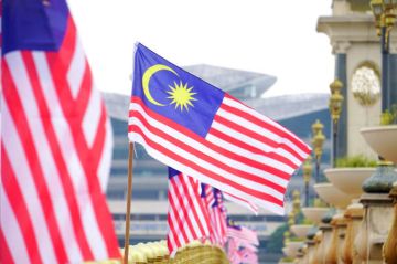 ماليزيا ترفع الدعم الحكومي لمواجهة ارتفاع أسعار النفط العالمي ماليزيا ترفع الدعم الحكومي لمواجهة ارتفاع أسعار النفط العالمي