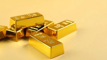 استقرار أسعار الذهب مع ترقب مؤشرات التهدئة في الشرق الأوسط استقرار أسعار الذهب مع ترقب مؤشرات التهدئة في الشرق الأوسط