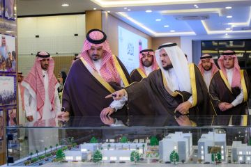 أمير المدينة يدشن المبنى الإداري لجمعية تكافل لرعاية الأيتام