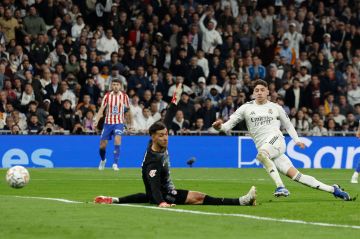 الريال بـ 10 لاعبين يهزم أتلتيكو بثلاثية في ديربي مدريد