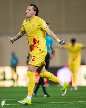 القادسية يقلب الطاولة على الخلود برباعية