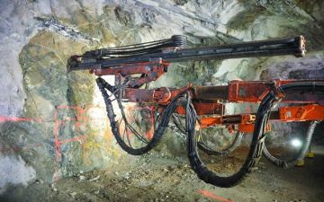 وزارة الصناعة : بدء المنافسة على رخص الكشف في 8 مواقع تعدينية