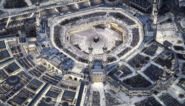 تعزيز أعمال النظافة والتطهير والتعقيم.. منظومة متكاملة لإدارة كثافات المصلين ليلة 27 رمضان