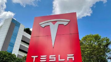 شركة تسلا تقتحم سوق الكهرباء في العقارات والمنازل بريطانيا شركة تسلا تقتحم سوق الكهرباء في العقارات والمنازل بريطانيا