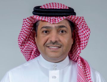 رئيس مجلس إدارة stc والرئيس التنفيذي يهنئان القيادة بمناسبة عيد الفطر