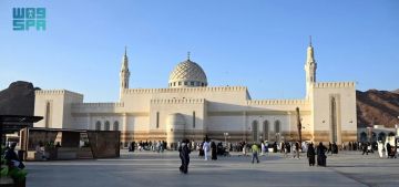 مسجد سيد الشهداء بالمدينة المنورة.. معلم بارز في ميدان أحد مسجد سيد الشهداء بالمدينة المنورة.. معلم بارز في ميدان أحد