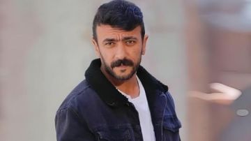 أحمد العوضي يرقص فرحا بانتهاء تصوير مسلسل علي كلاي.. فيديو أحمد العوضي يرقص فرحا بانتهاء تصوير مسلسل علي كلاي.. فيديو