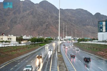 أمطار غزيرة على منطقة المدينة المنورة