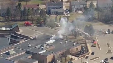 سيارة مفخخة تقتحم كنيسا يهوديا بأمريكا ومقتل سائقها.. فيديو