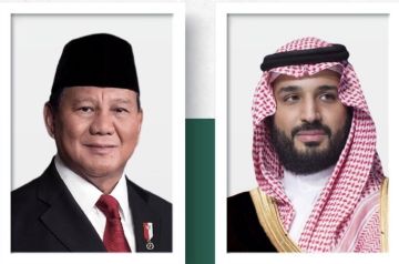 ولي العهد يستعرض مع الرئيس الإندونيسي تطورات التصعيد العسكري في المنطقة ولي العهد يستعرض مع الرئيس الإندونيسي تطورات التصعيد العسكري في المنطقة