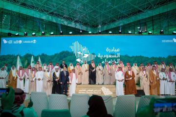 المملكة تحقق إنجازا بيئيا نوعيا بإعادة تأهيل أول مليون هكتار من الأراضي المتدهورة وتزرع 159 مليون شجرة المملكة تحقق إنجازا بيئيا نوعيا بإعادة تأهيل أول مليون هكتار من الأراضي المتدهورة وتزرع 159 مليون شجرة