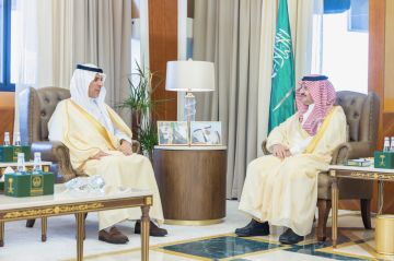 أمير الشرقية يستقبل الرئيس التنفيذي لهيئة الإذاعة والتلفزيون أمير الشرقية يستقبل الرئيس التنفيذي لهيئة الإذاعة والتلفزيون