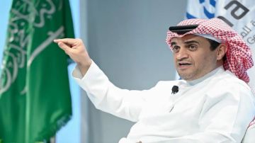 البلطان يحدد أبرز المواهب السعودية بعد سالم الدوسري.. فيديو البلطان يحدد أبرز المواهب السعودية بعد سالم الدوسري.. فيديو