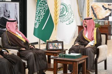 فواز بن سلطان يستقبل مدير فرع وزارة الموارد البشرية بمنطقة مكة المكرمة فواز بن سلطان يستقبل مدير فرع وزارة الموارد البشرية بمنطقة مكة المكرمة