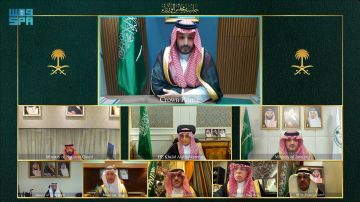 مجلس الوزراء يثمن المواقف الدولية المنددة بالاعتداءات الإيرانية على المملكة ودول الخليج مجلس الوزراء يثمن المواقف الدولية المنددة بالاعتداءات الإيرانية على المملكة ودول الخليج