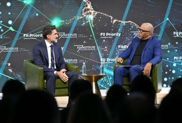 ياسر الرميان: استراتيجية خماسية جديدة لصندوق الاستثمارات العامة ياسر الرميان: استراتيجية خماسية جديدة لصندوق الاستثمارات العامة